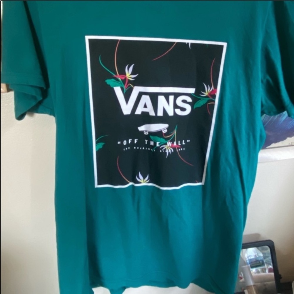 Green Vans t-shirt with flowers and skateboard